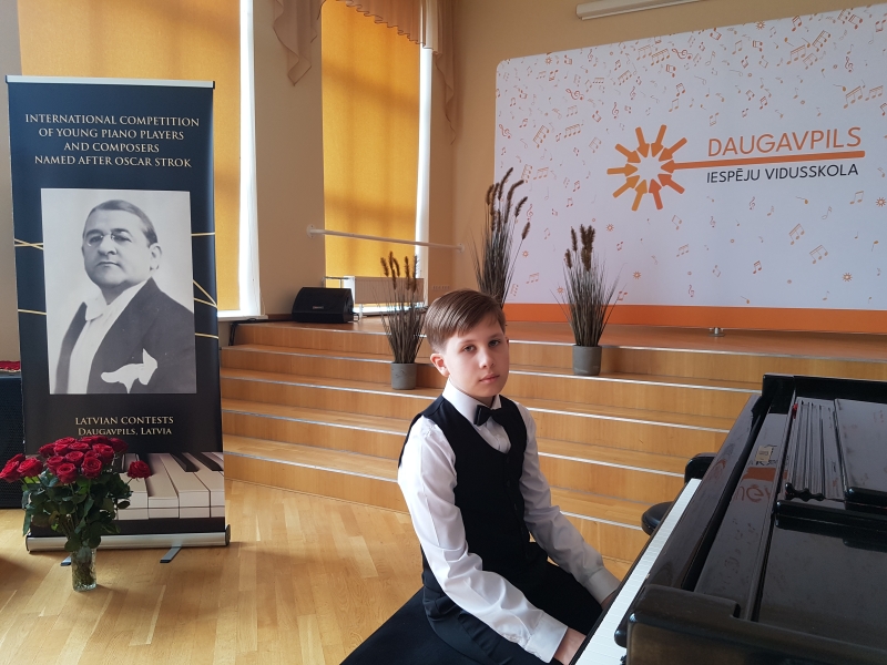 Panākumi Starptautiskā Oskara Stroka Jauno pianistu un komponistu konkursā