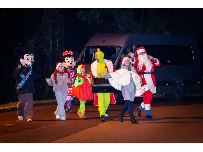 TUK,TUK Ziemassvētki klauvē!