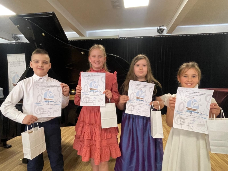 VIII Starptautiskais jauno pianistu konkurss „KLAJOJANTI MUZIKA”