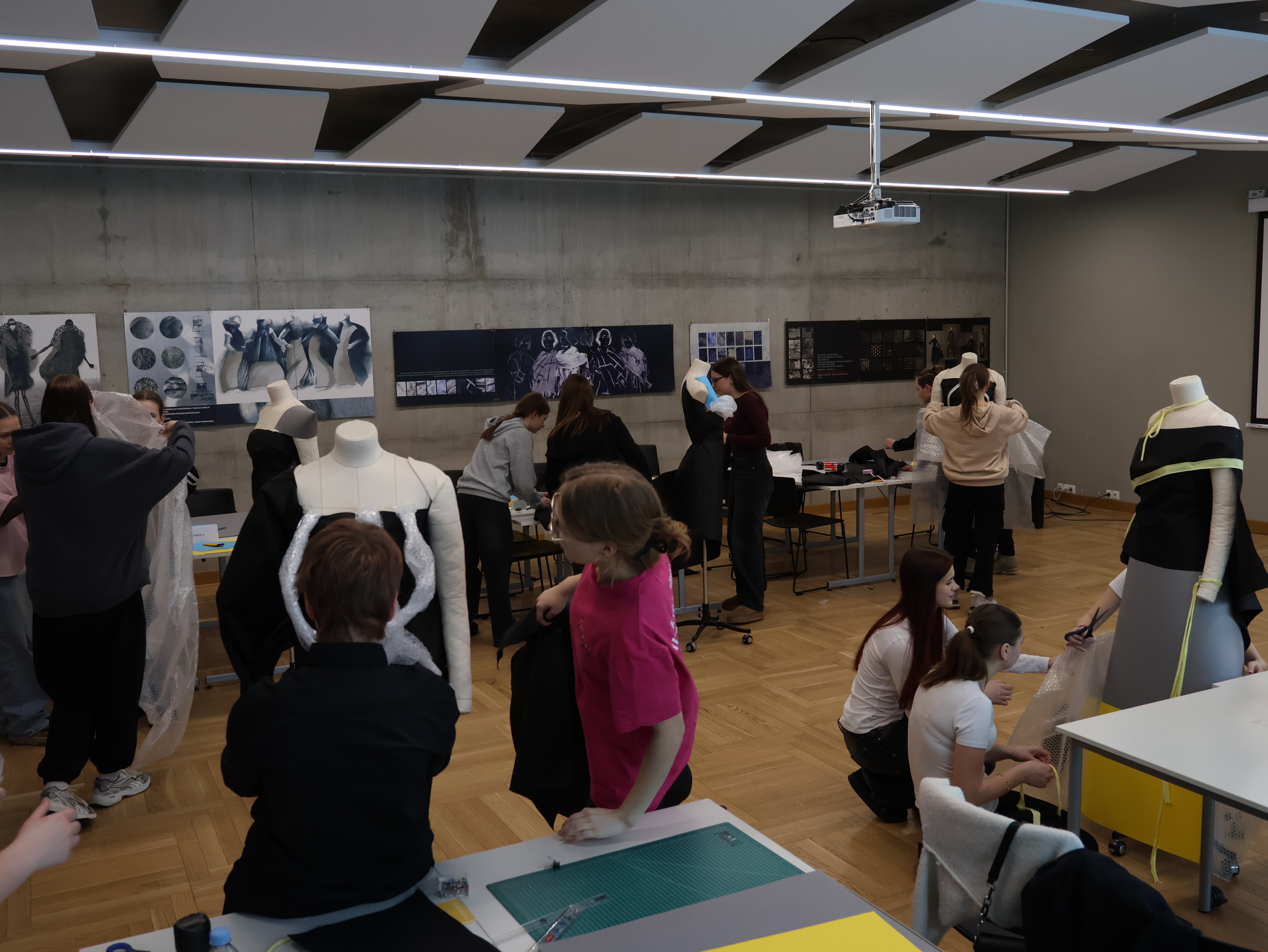 NOTIKA INŽENIERU DIENAS KONKURSS MEITENĒM