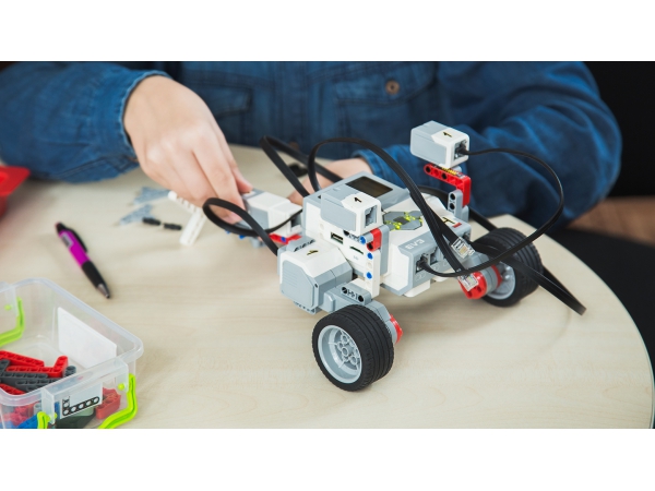 „Roboelektronika”